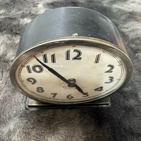 Vintage alarm clock - Picture 8 of 8